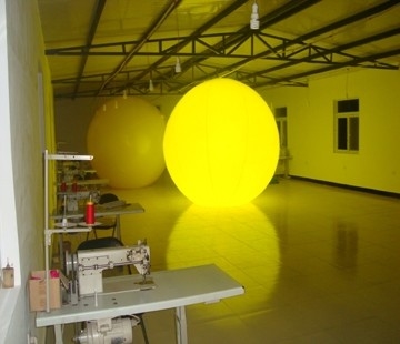 Grote reclame waterdicht PVC zonnestelsel planeten opblaasbare maan