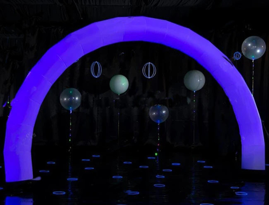 opblaasbare buitenboog in witte kleur met RGB-LED-lampen voor evenementen reclame opblaasbare verlichting regenboog led-bochten