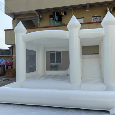 Hot-selling kinderen spelen hoogwaardige pvc opblaasbaar kasteel buiten opblaasbaar kasteel