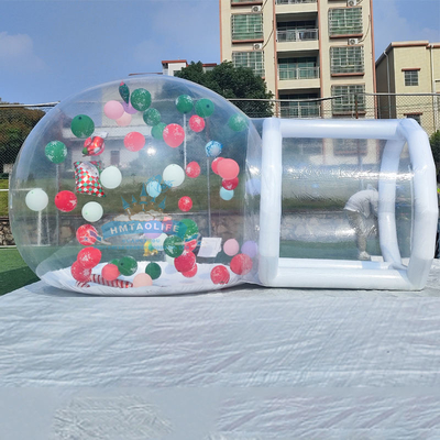 Witte springhuis met bubbels spelen springend transparant