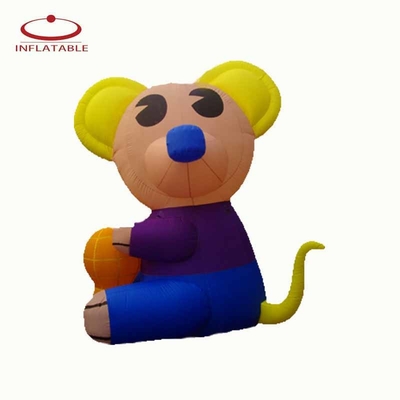 Advertentie cartoon opblaasbare personages aangepast dier cartoon lopen opblaasbare vos muis