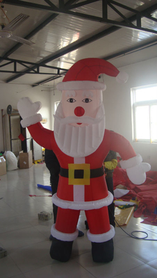 2023 Reuzen Cartoon Kerstmis Outdoor Opblaasbare Kerstman Voor Outdoor Decoratie